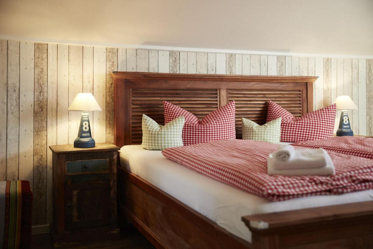 Bernstein-Hotel Bootshaus Büsum Extérieur photo
